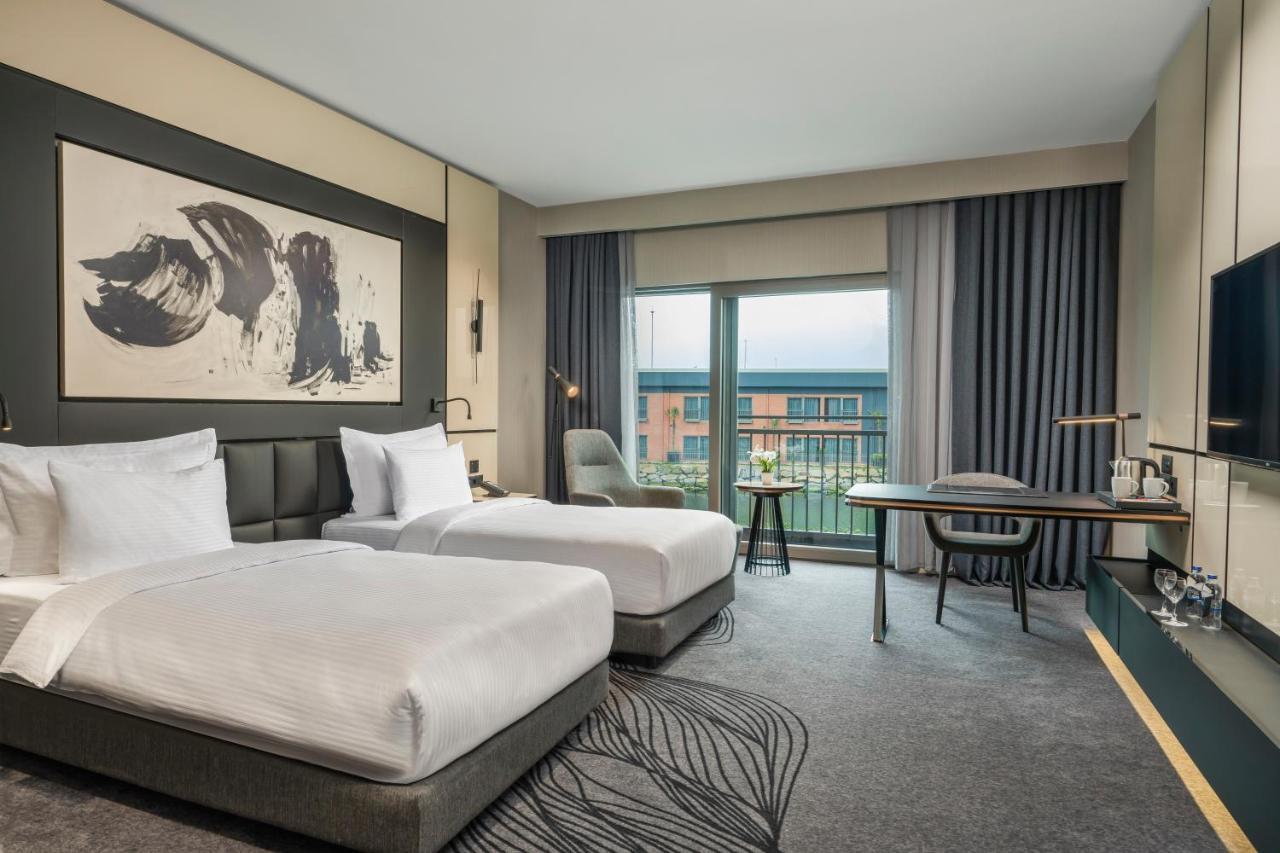 Crowne Plaza - Istanbul Tuzla Viaport Marina By Ihg Hotel Bagian luar foto