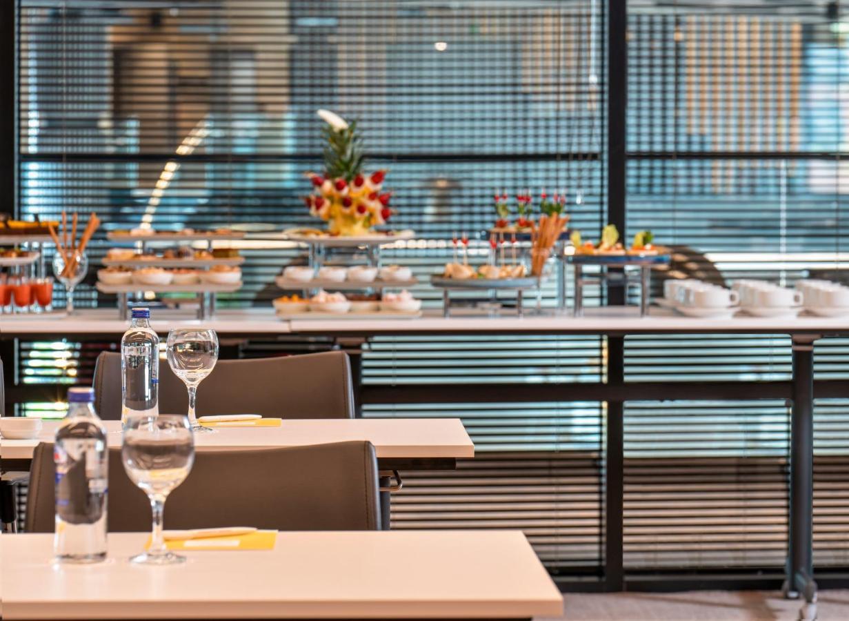 Crowne Plaza - Istanbul Tuzla Viaport Marina By Ihg Hotel Bagian luar foto